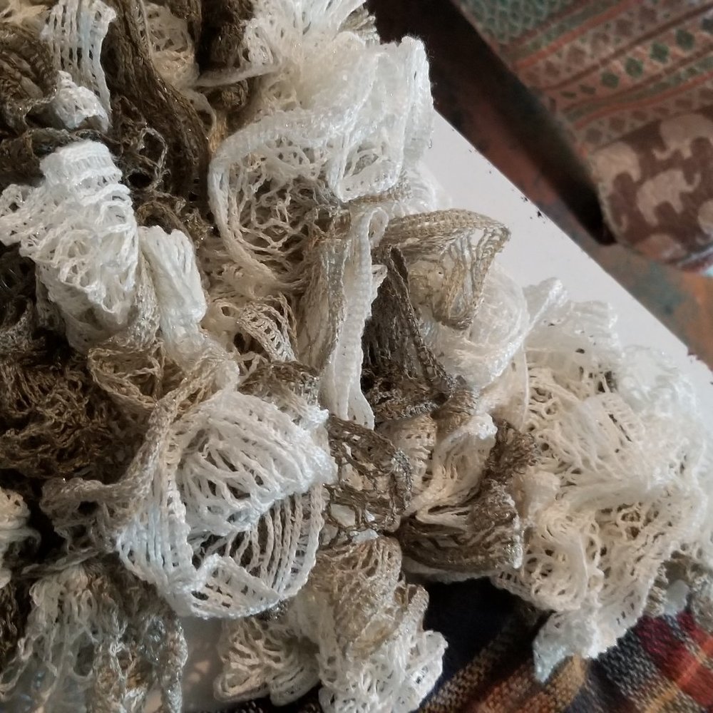 Scarf bundle - Picture 4 of 15